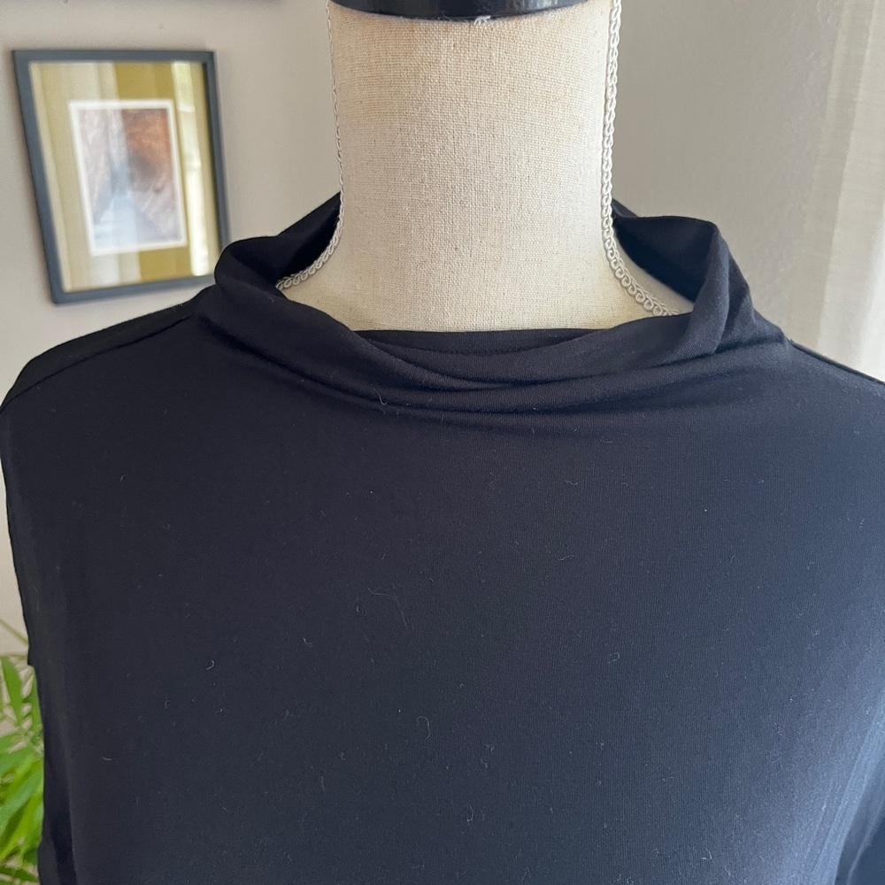 Tahari Classic Black Women's Short-Sleeve Mock Neck Top